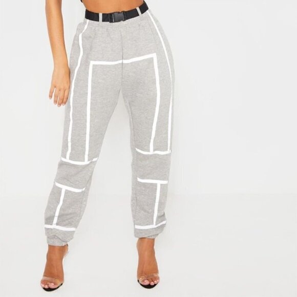 PrettyLittleThing Belted High Rise Gray Cuffed Jogger - Picture 1 of 10